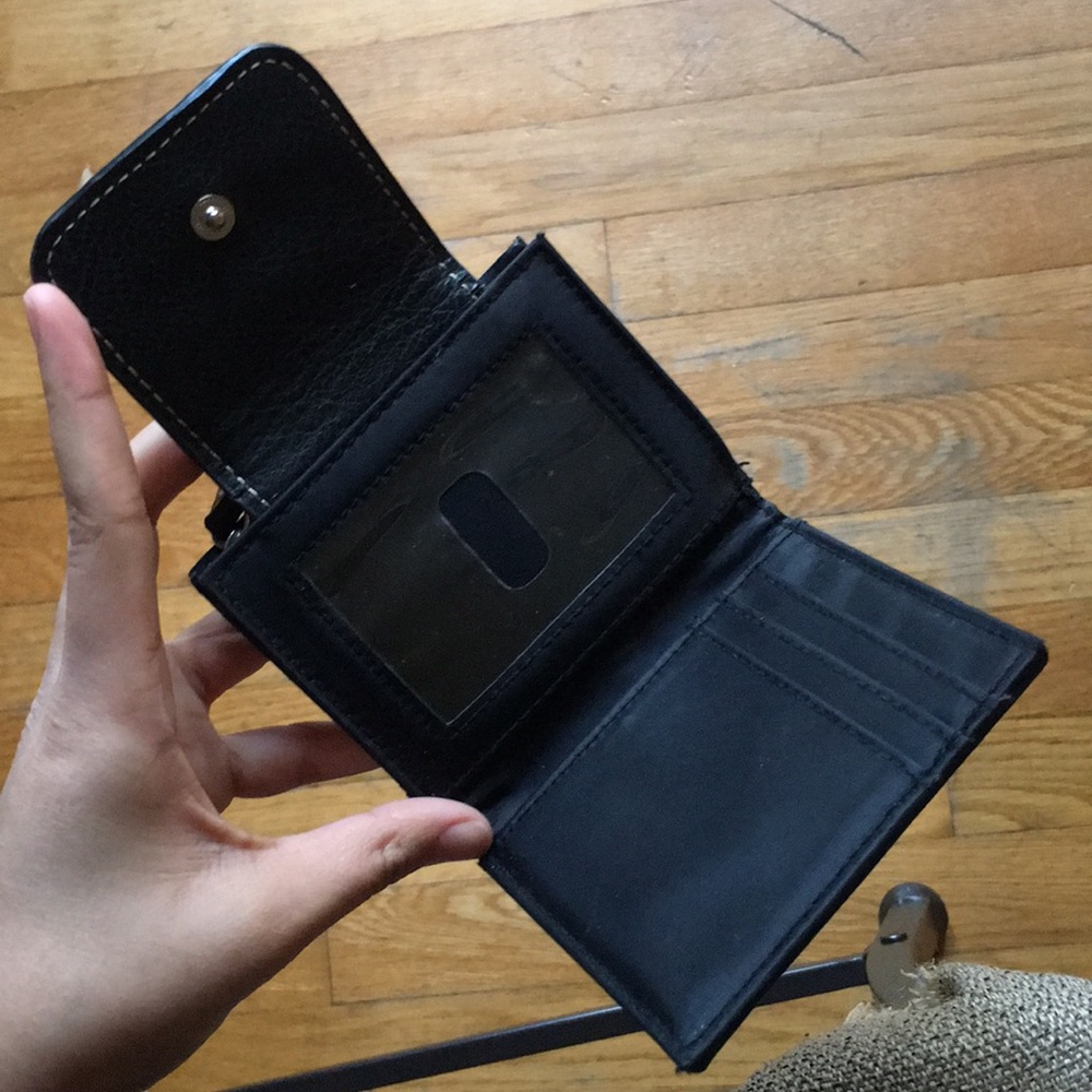Mini Wallet - Picture 2 of 3